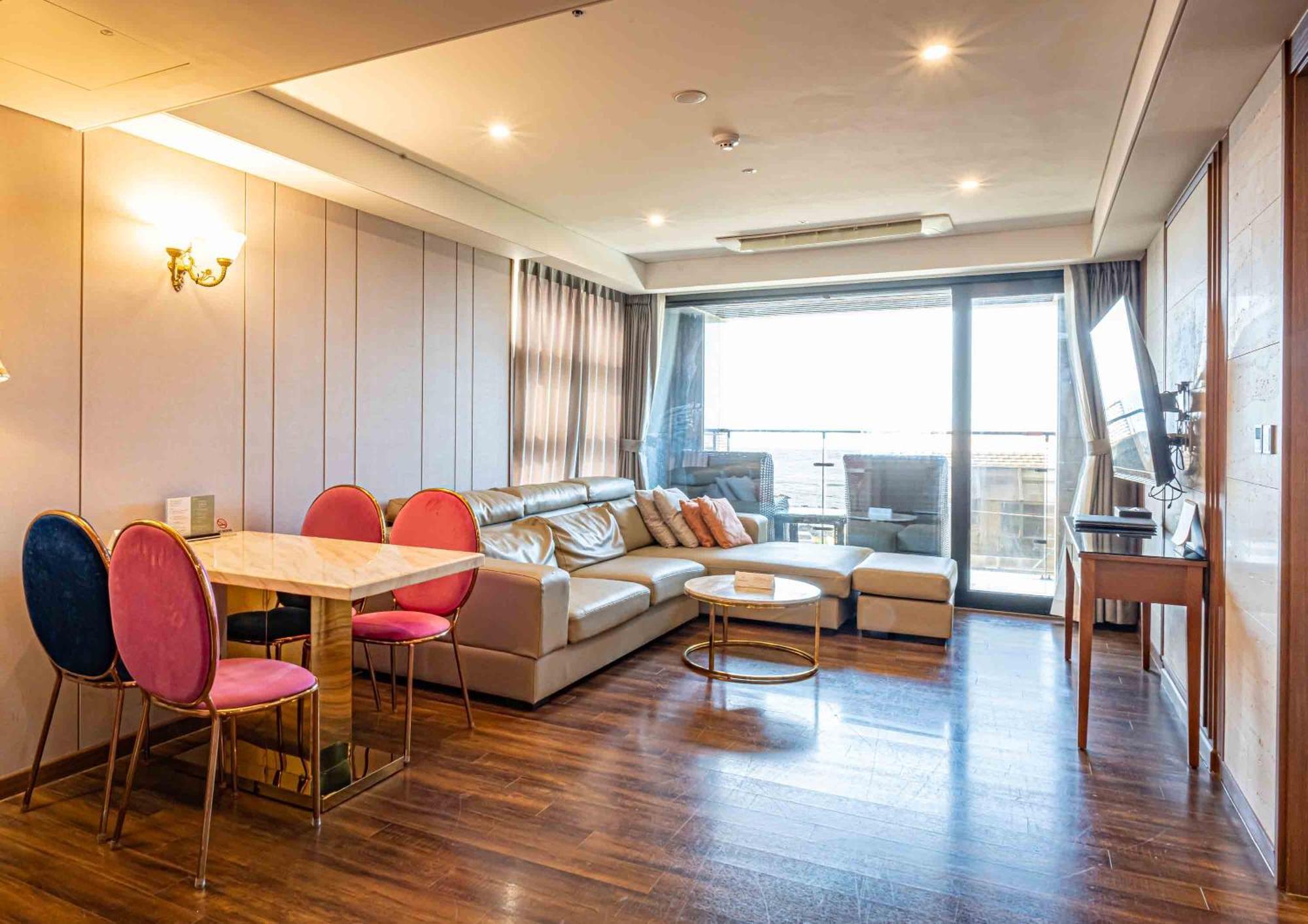 Dyne Oceano Hotel Jeju Eksteriør billede